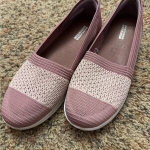 Skechers Women's Mauve Knit Flats